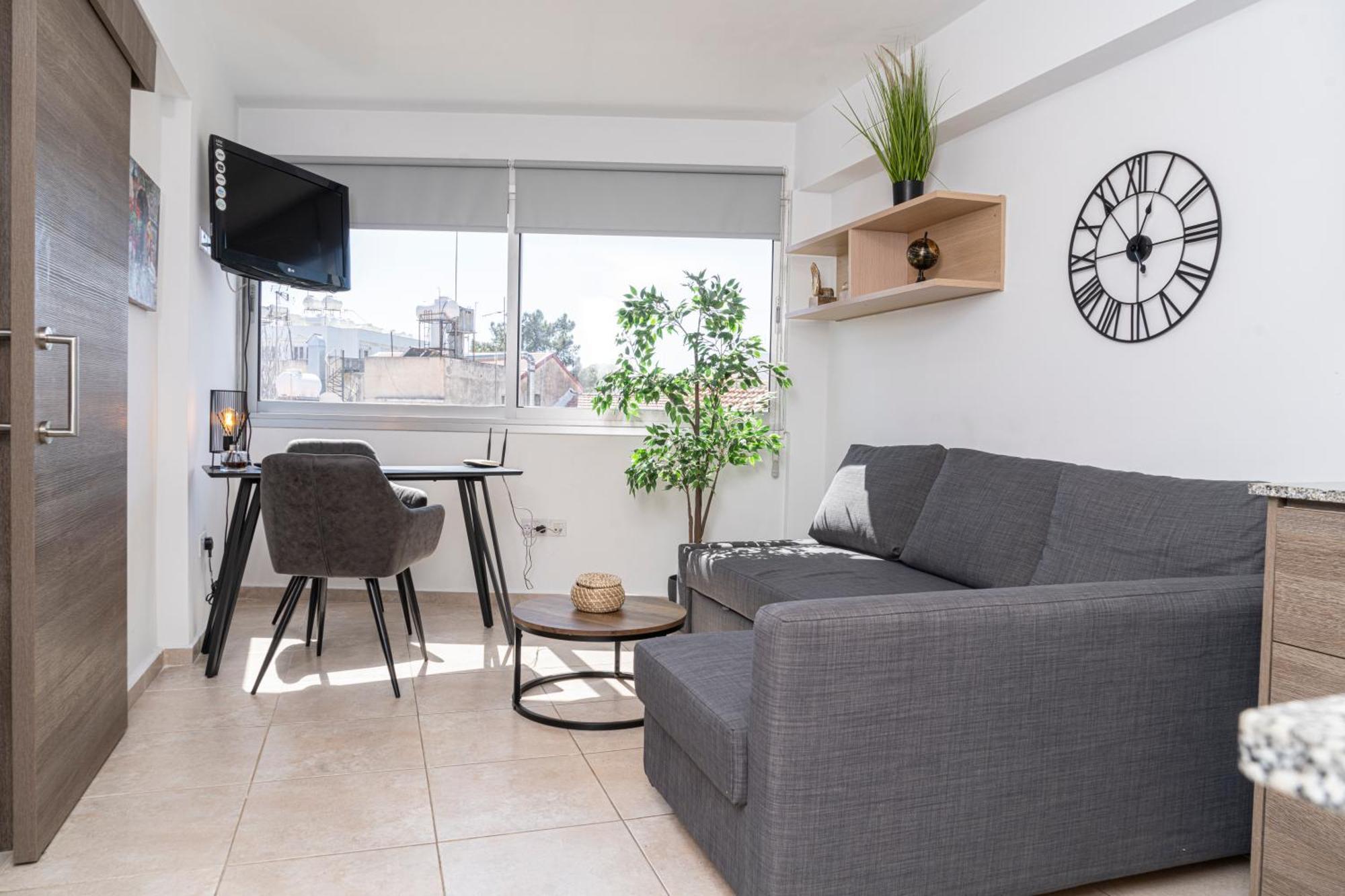Appartments In The Historic Center Near Beach Limassol Exterior photo